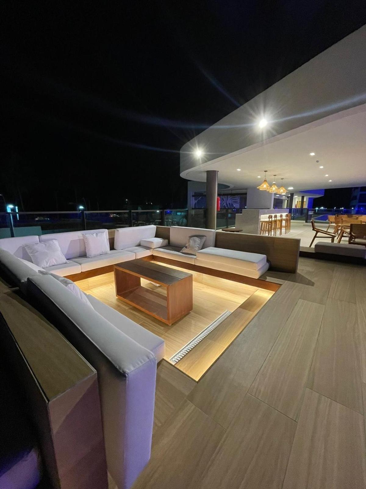 Flat Em Muro Alto - - Makia Terreo 018d *